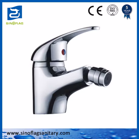 Rubinetto per bidet da bagno quadrato in ottone da 40 mm