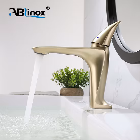 Forma speciale, nuovo design, rubinetti da bagno moderni in acciaio inossidabile con acqua corta